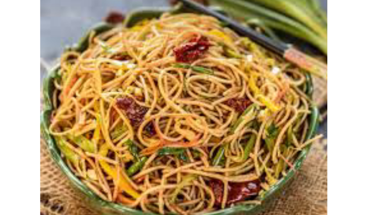 Veggie garlic noodles